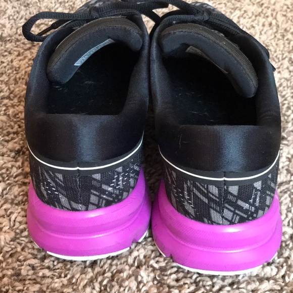 BROOKS Launch 5 SOLD - Picture 3 of 5